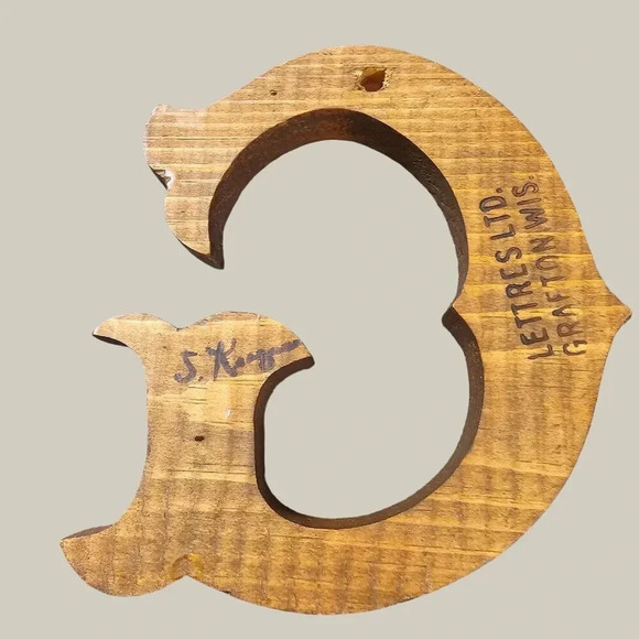 Floral Folk Art Handpainted Wood Carved Letter "G" Made in  USA Signed by Artist - Picture 2 of 10